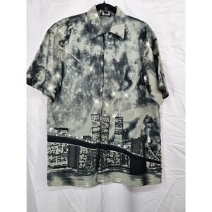 R World Mens M City Skyline Graphic Shirt Grey Black Starry Night Short Sleeve